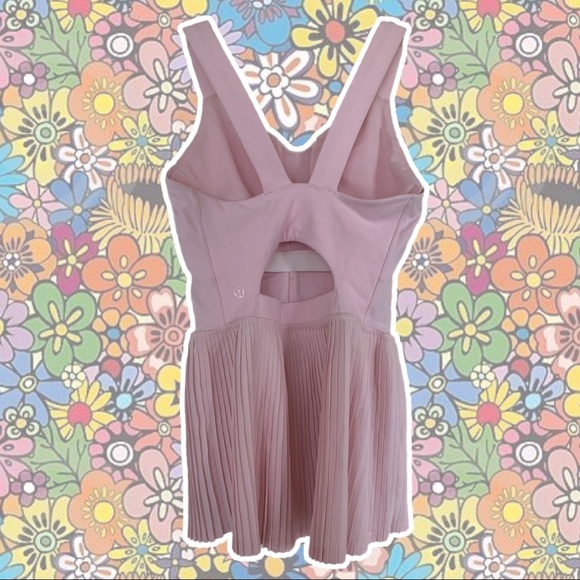 Baby Pink Pleated Lululemon Top - Picture 3 of 4